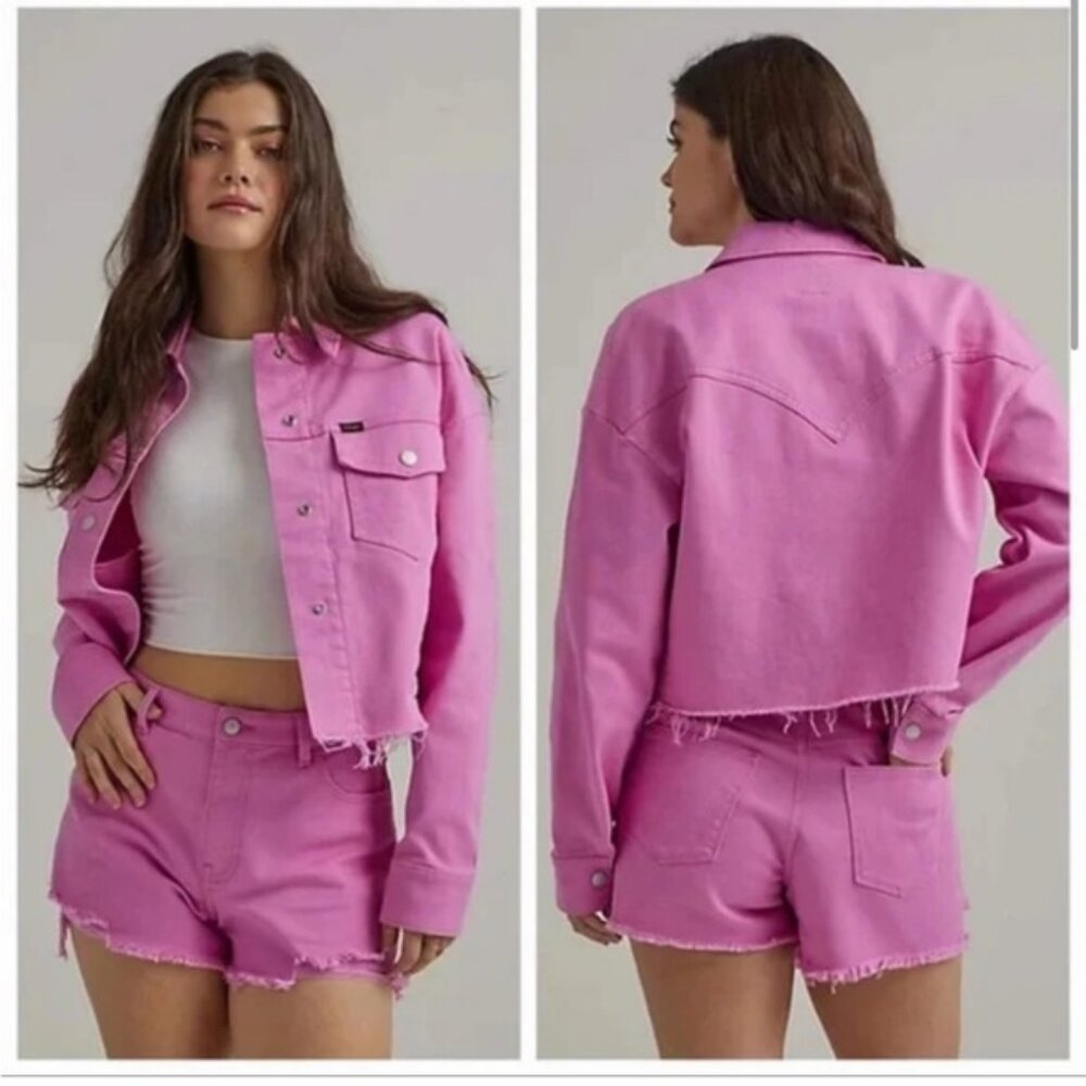 NWT! Wrangler Button Front Cropped Jacket - Berry Pink Jean "Shacket"